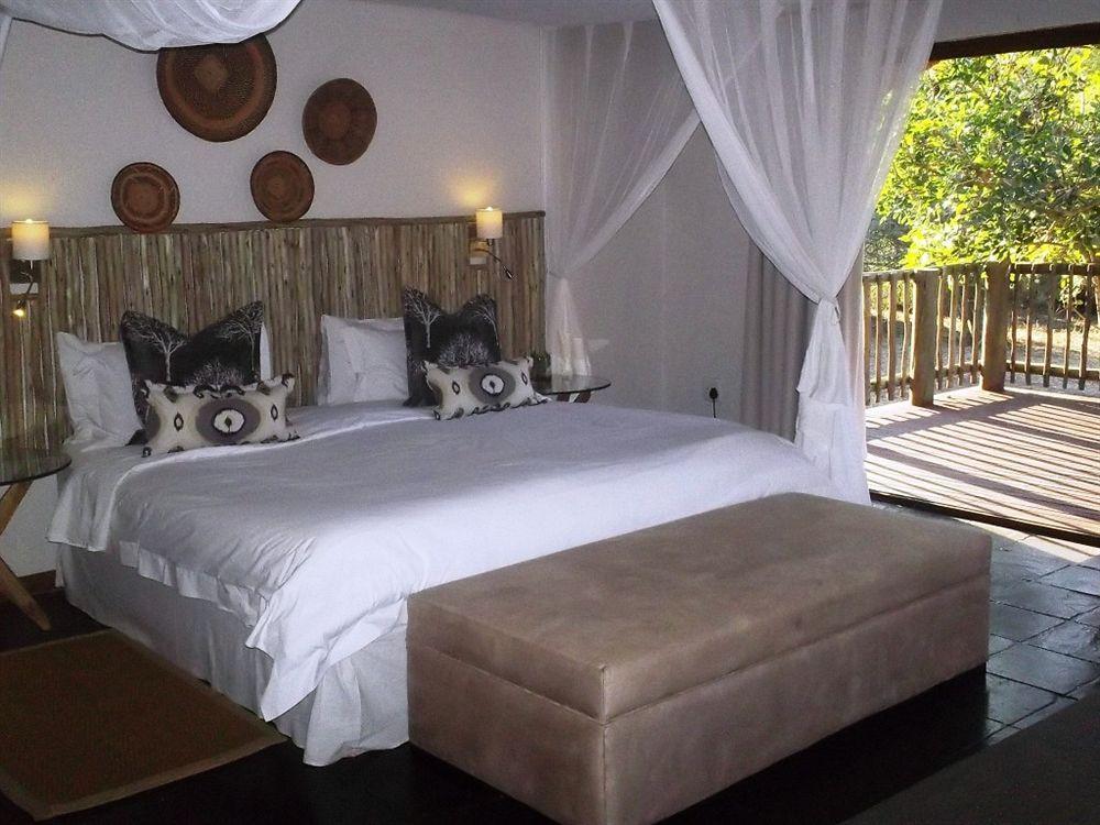 Rhino River Lodge Manyoni Private Game Reserve Luaran gambar