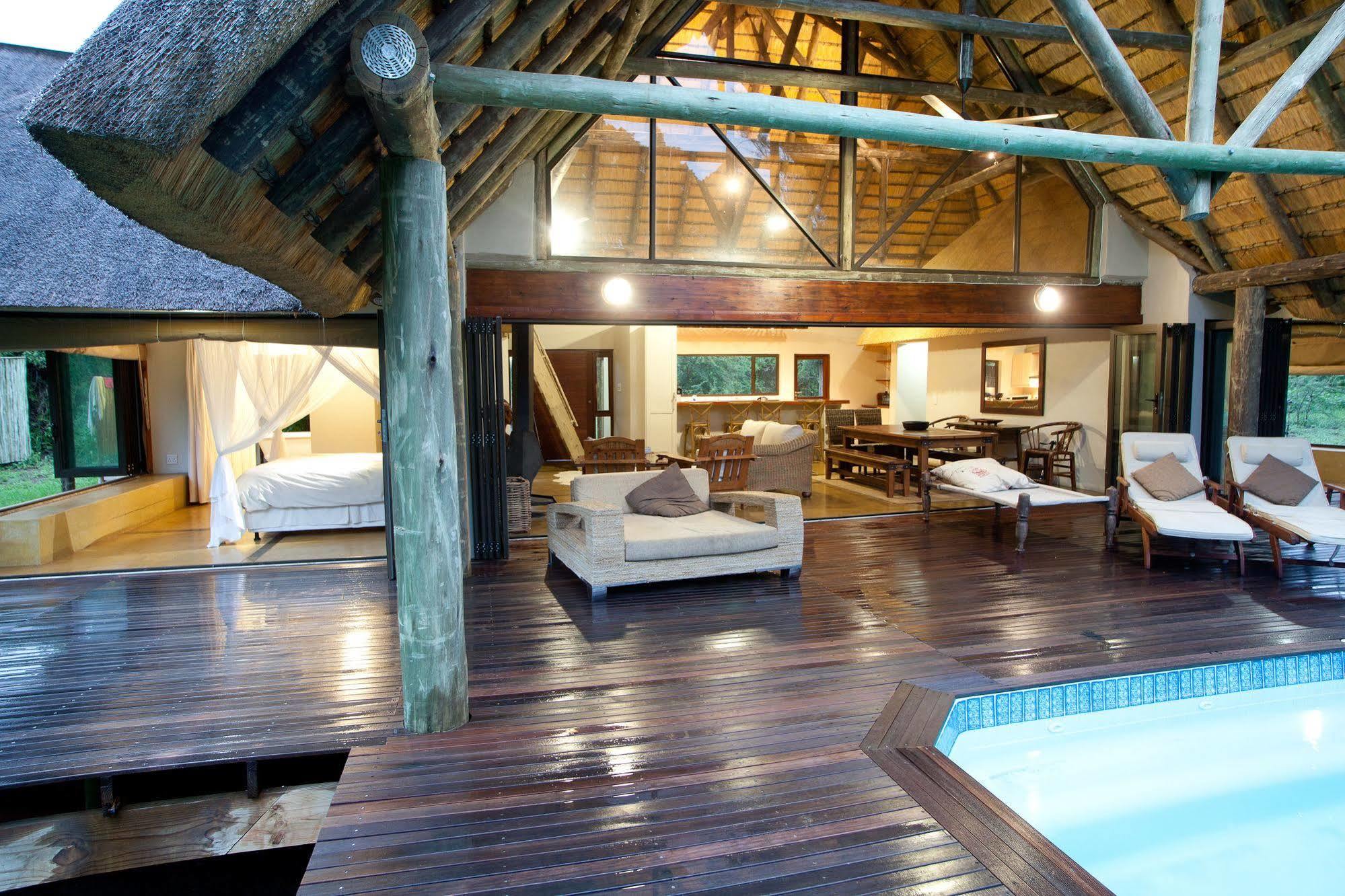Rhino River Lodge Manyoni Private Game Reserve Luaran gambar